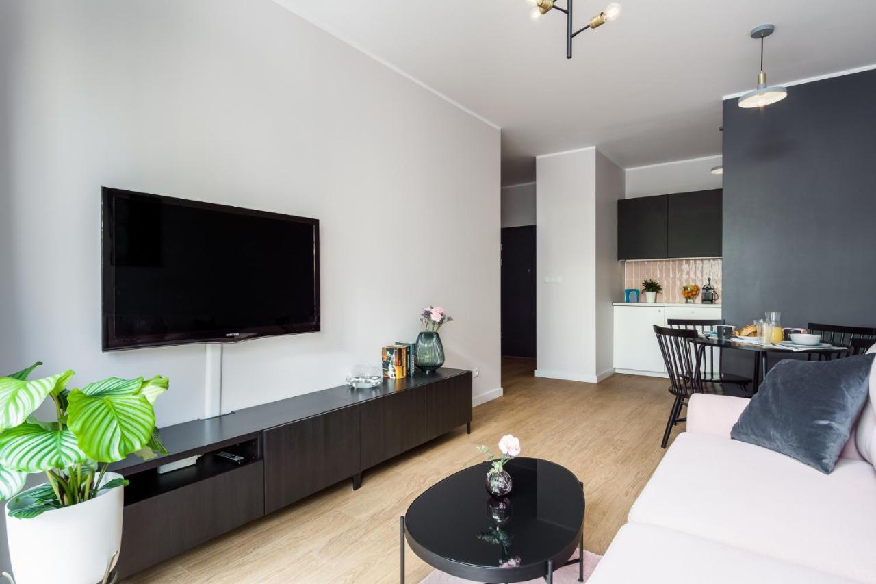 Apartament Male Garbary Poznań Esterno foto